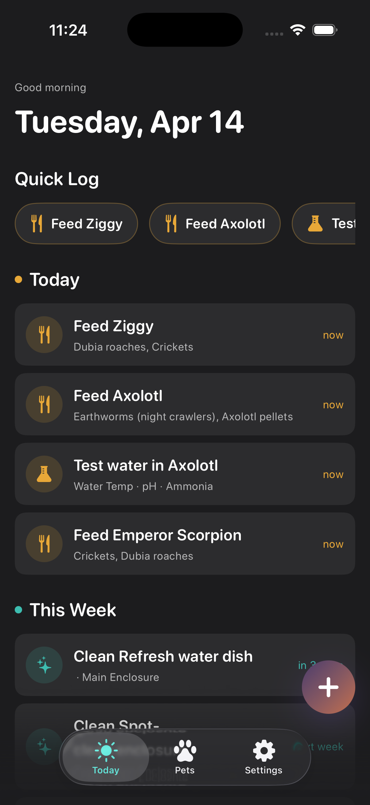 Pet detail with species-specific safe ranges and parameter history