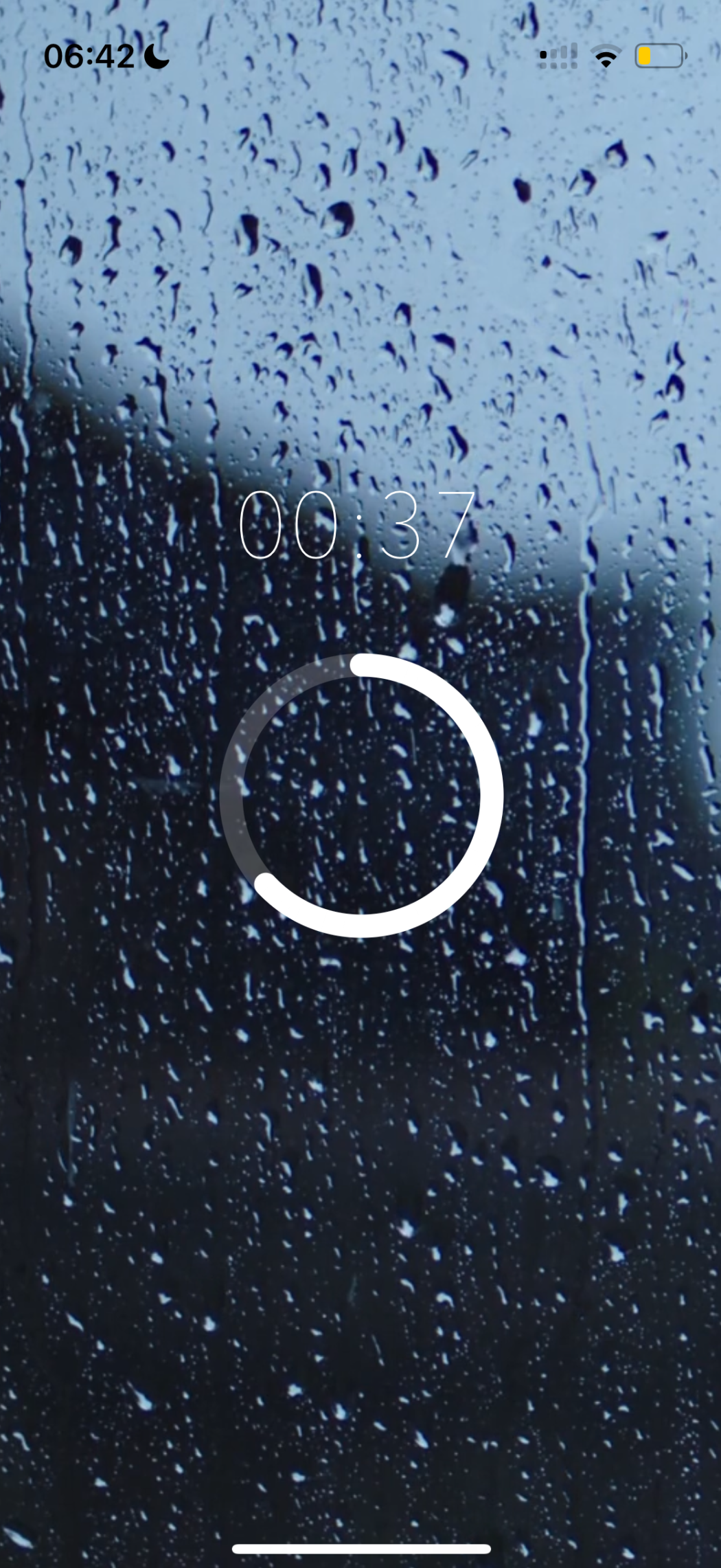 GentleTimer rain video background with progress ring